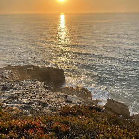 Bouro's Cliff Casa de Férias Serra do Bouro