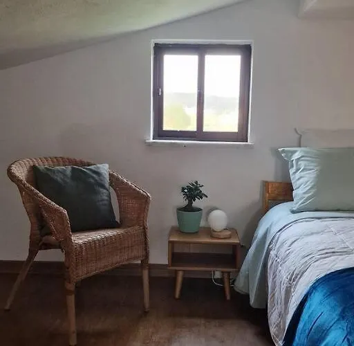 Semesterbostad Bouro's Cliff *