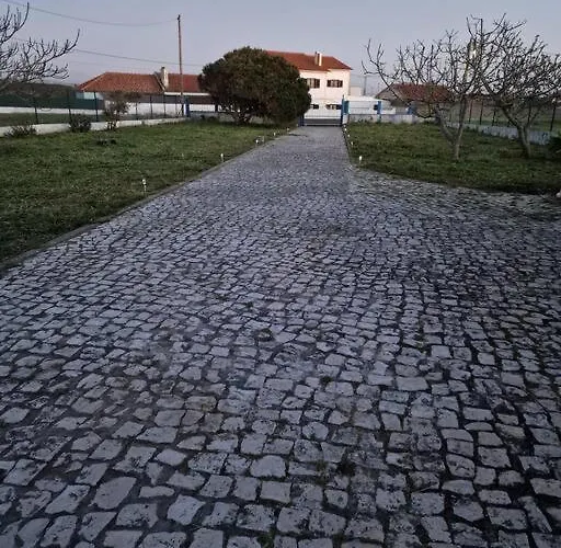 Bouro's Cliff Semesterbostad *